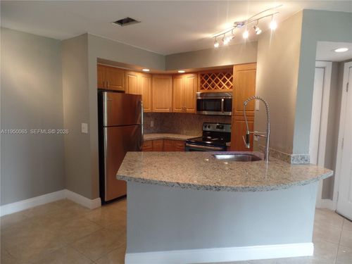 apt-1415-3350 Pinewalk Dr N, Margate, FL, 33063-9336 | Card Image