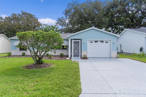 521 San Marino Dr, LADY LAKE, FL, 32159-8619 | Card Image