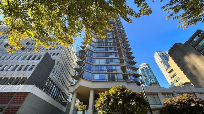 402 - 1228 W Hastings Street, Condo with 2 bedrooms, 2 bathrooms and 2 parking in Vancouver BC | Image 1