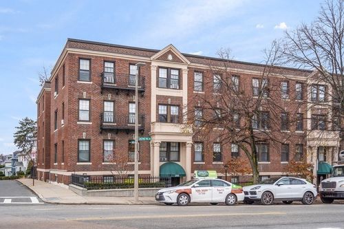 8-189 Chestnut Hill Ave, Boston, MA, 02135-4666 | Card Image
