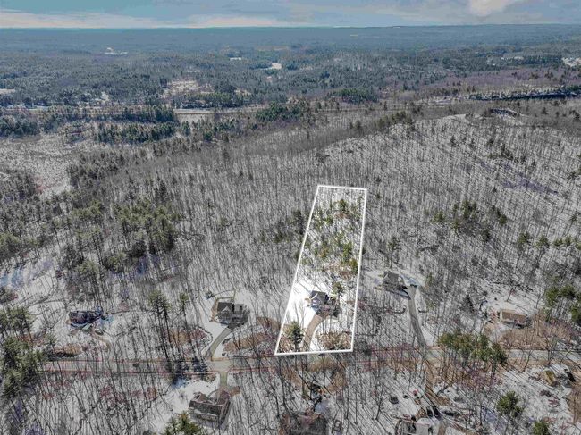 8 Green Rd, House other with 3 bedrooms, 3 bathrooms and null parking in Raymond NH | Image 40