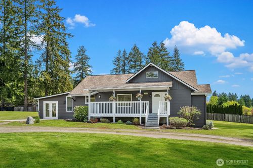 21614 Se May Valley Rd, Issaquah, WA, 98027-8570 | Card Image