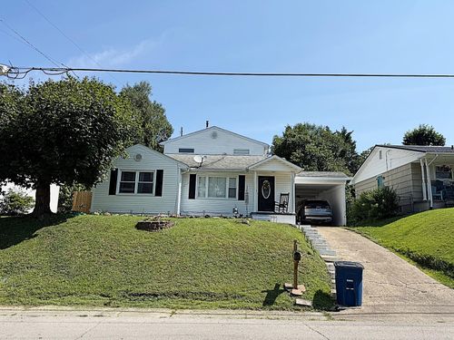 1679 Beech St, Ashland, KY, 41102-5523 | Card Image