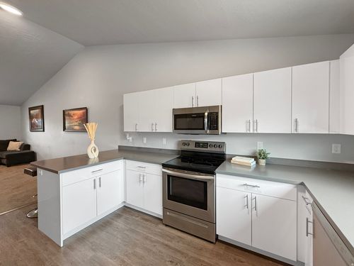 a309-675 S 100 W, Springville, UT, 84663 | Card Image