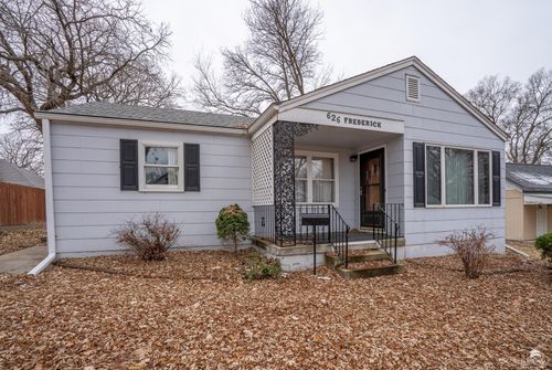 626 Frederick St, Clay Center, KS, 67432-2137 | Card Image