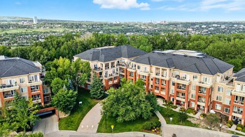 8103-14 Hemlock Cres Sw, Calgary, AB, T3C2Z1 | Card Image