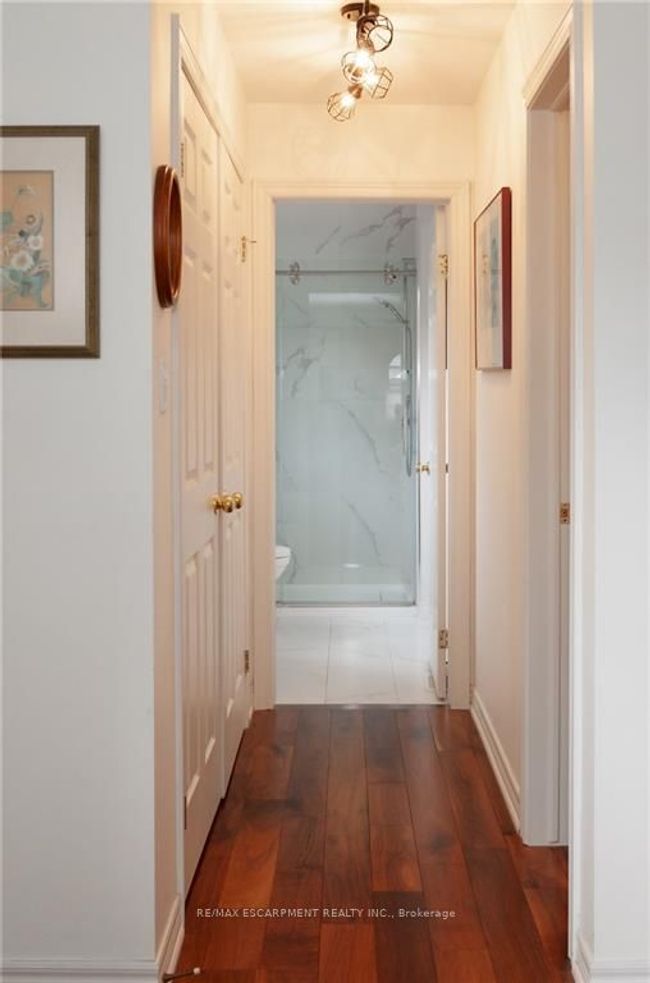 1 - 195 Wilson St W, House other with 2 bedrooms, 4 bathrooms and 2 parking in Ancaster ON | Image 21