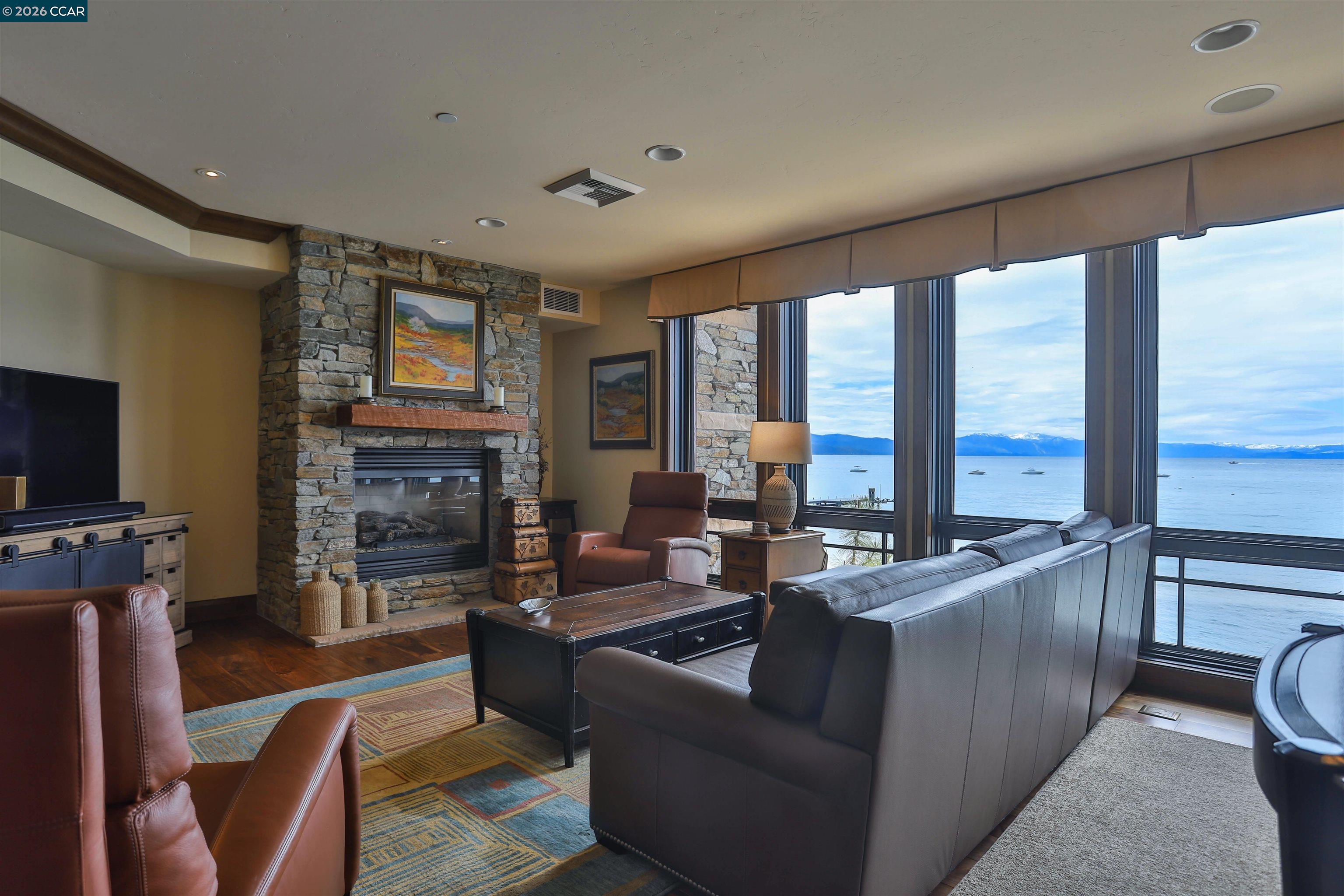 Residential in Tahoe Vista 2