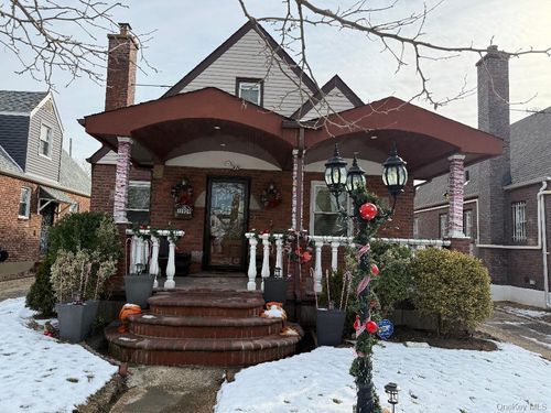 11909 224th St, Cambria Heights, NY, 11411-2111 | Card Image