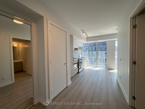 907-100 Queen Street E, Toronto, ON, M5C0B5 | Card Image