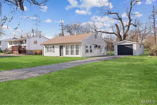 11893 Bridgevale Ave, Saint Louis, MO, 63138-3021 | Card Image