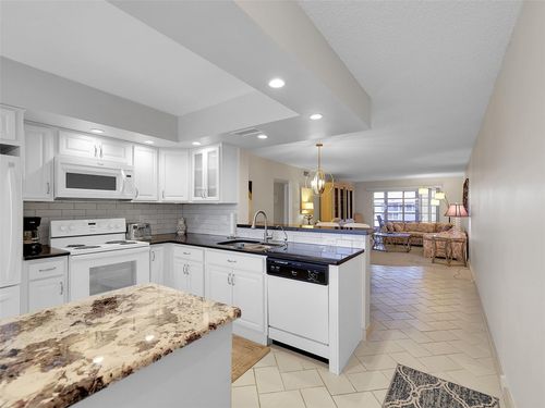 g4-3005 Portofino Isle, Coconut Creek, FL, 33066-1250 | Card Image