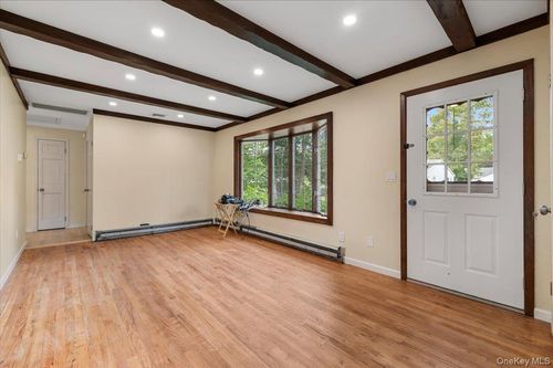 38 Barclay Rd, Mastic Beach, NY, 11951-2623 | Card Image