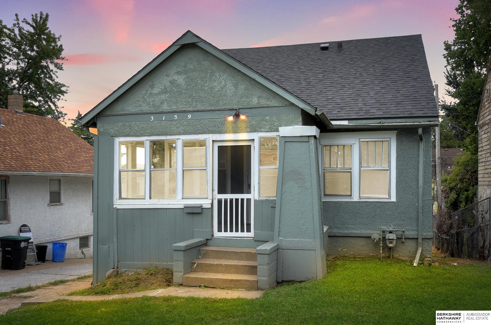Curtis Ave, Omaha, NE 68111