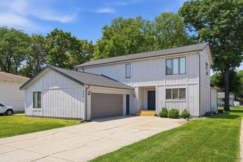350 True St, Griffith, IN, 46319 | Card Image