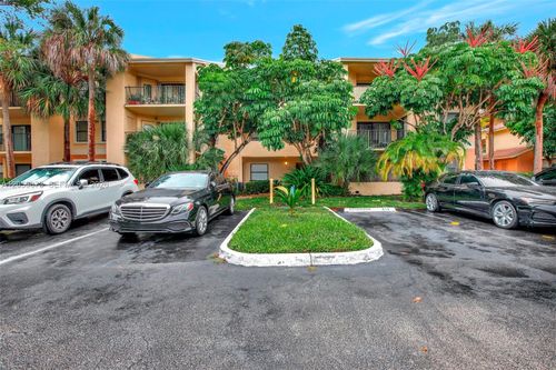 808-9999 Summerbreeze Dr, Sunrise, FL, 33322-5818 | Card Image