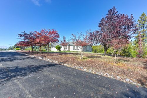 19740 Wedemeyer Pl, Colfax, CA, 95713-8805 | Card Image