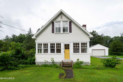 61 Sheffield St, Pittsfield, MA, 01201 | Card Image