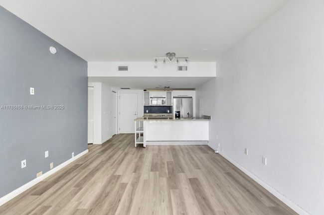 APT-1508 - 185 Sw 7 Th St, Condo with 1 bedrooms, 1 bathrooms and null parking in Miami FL | Image 6