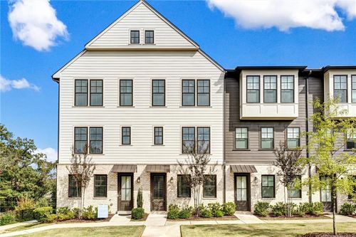 6641 Beacon Dr, Sandy Springs, GA, 30328-2984 | Card Image