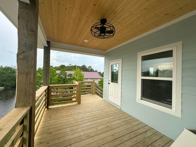 Porch Entry | Image 12