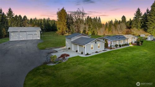 12742 118th Ave Se, Rainier, WA, 98576-9794 | Card Image