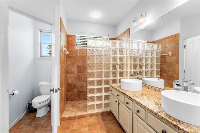 APT-201 - 4307 Eck Ln, Condo with 3 bedrooms, 2 bathrooms and 2 parking in Austin TX | Image 17