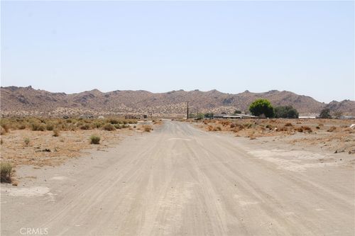 4 Markham Avenue, El Mirage, CA, 92301 | Card Image