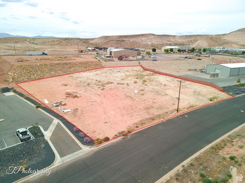 4443 S Progressive Dr, St George, UT, 84790-4226 | Card Image