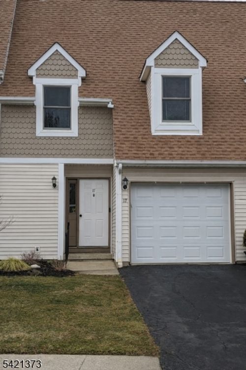 17 Heritage Ln, Hamburg, NJ, 07419-1326 | Card Image