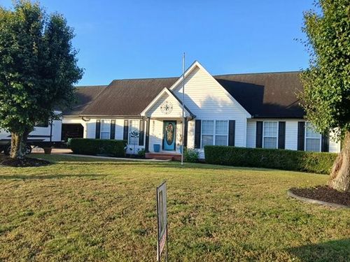 2024 Breeze Dr, Soddy Daisy, TN, 37379-3587 | Card Image