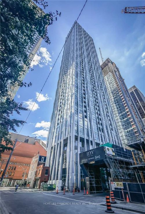 3302-1 Yorkville Ave, Toronto, ON, M4W0B1 | Card Image