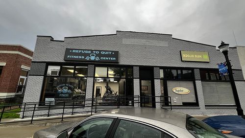 222 W Main St, MORRISON, IL, 61270-2403 | Card Image