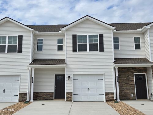 124 Holt Way, Blountville, TN, 37617-3601 | Card Image
