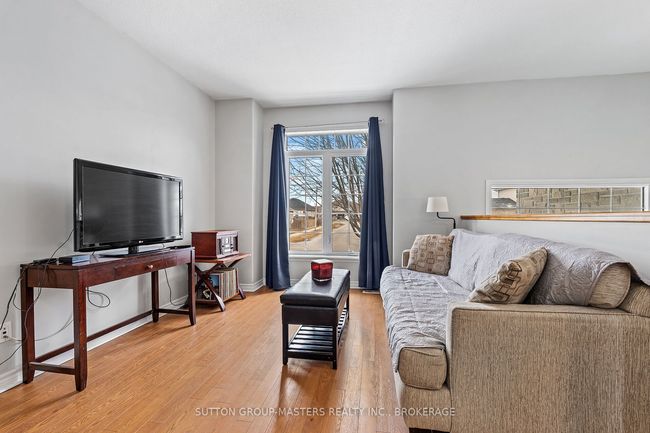2017 Swanfield St, House other with 3 bedrooms, 2 bathrooms and 2 parking in Kingston ON | Image 6