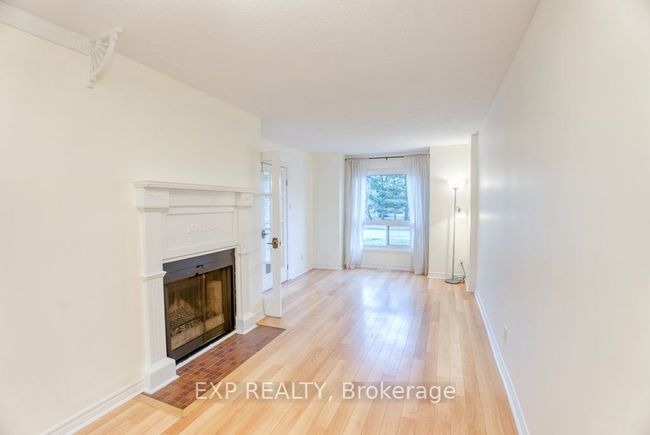 42 Fair Oaks Cres, House attached with 3 bedrooms, 2 bathrooms and 2 parking in Nepean ON | Image 13