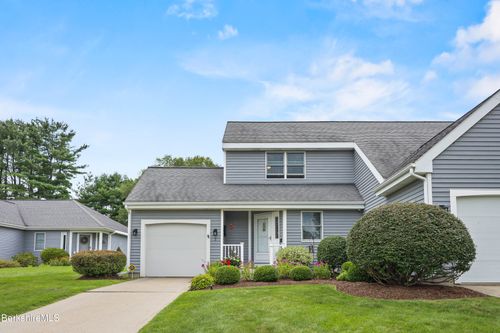 7 Walden Ln, Pittsfield, MA, 01201-1554 | Card Image