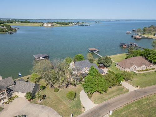 1165 The Shores Dr, Corsicana, TX, 75109-9585 | Card Image