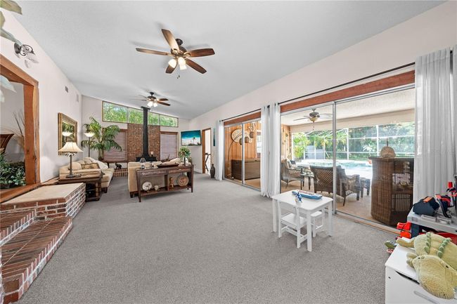 Main Home - Family Room | Image 39
