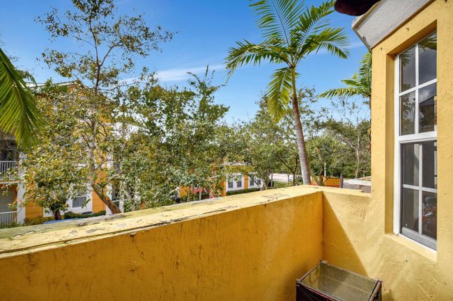 1910 Shoma Dr, Condo with 3 bedrooms, 4 bathrooms and null parking in Royal Palm Beach FL | Image 25