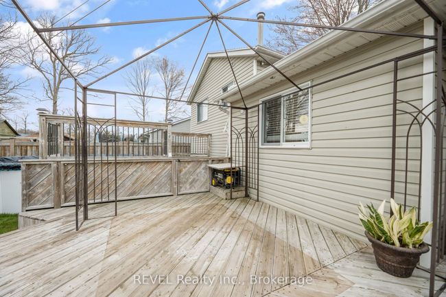 177 Bernard Ave, House other with 3 bedrooms, 2 bathrooms and 6 parking in Ridgeway ON | Image 24