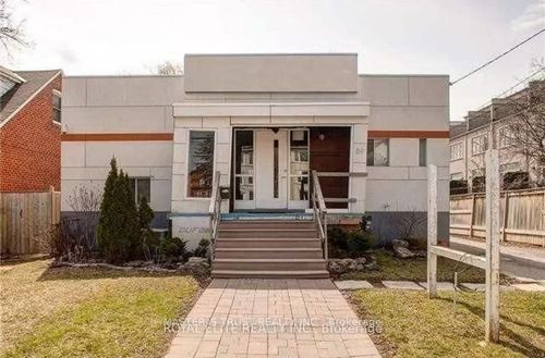 89 Finch Ave E, North York, ON, M2N4R4 | Card Image