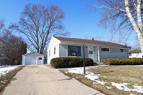 8267 N 52nd Street, Brown Deer, WI, 53223 | Card Image