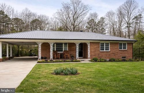 905 Luna Lake Rd, Danville, VA, 24541-7146 | Card Image