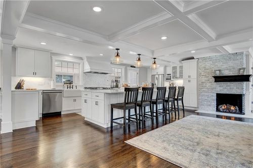 2222 Ridge Rd, North Haven, CT, 06473-2049 | Card Image