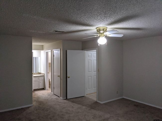 APT-226 - 809 N Broad St, Townhouse with 2 bedrooms, 2 bathrooms and null parking in Chandler TX | Image 11
