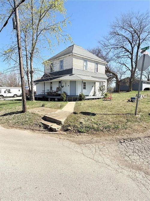 415 Saline St, Fredericktown, MO, 63645-1551 | Card Image