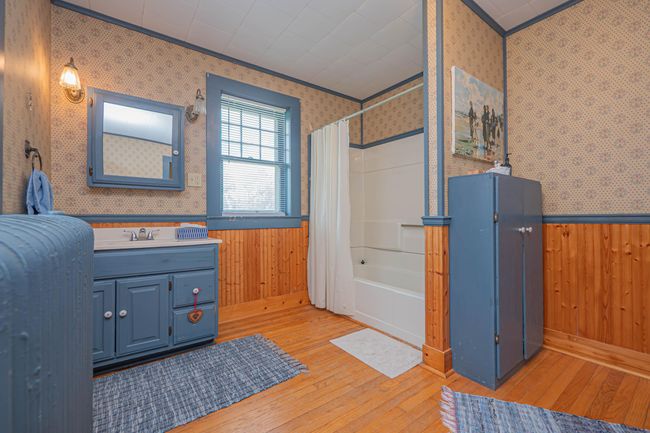 409 E Elm St, House other with 3 bedrooms, 2 bathrooms and null parking in Huntsville MO | Image 24