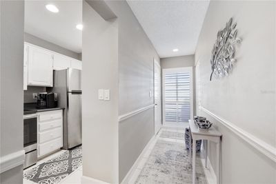 141 - 410 Cerromar Circle S, Condo with 2 bedrooms, 2 bathrooms and null parking in Venice FL | Image 2