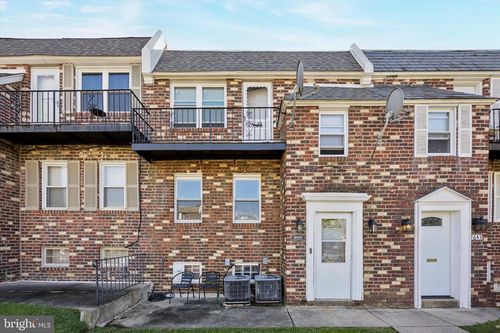 1-2645 Wentworth Rd, Philadelphia, PA, 19131-2810 | Card Image